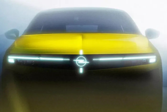 Передня панель Opel Vizor
