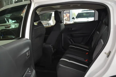 Opel Frontera 1.2 гібрид 136к.с. 6АТ Edition - 2025 рік