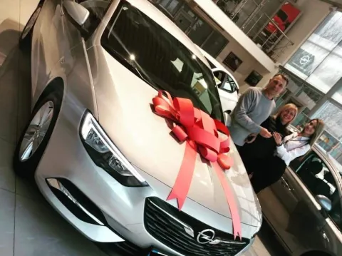 Щасливий клієнт Opel ЛІГА